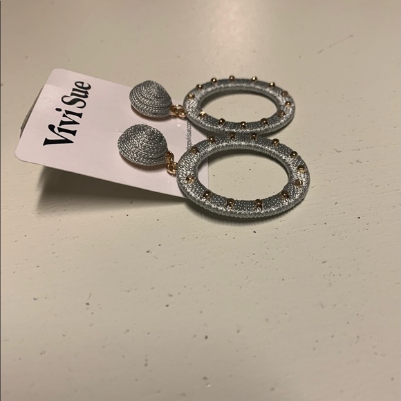 ViviSue earrings - Picture 3 of 4